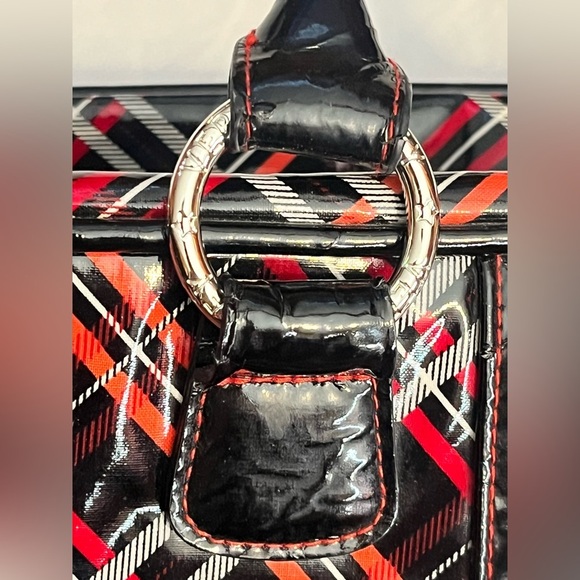 Vera Bradley Stylish Black & Red Plaid Travel Duffel Carry-On Frill Bag - Picture 10 of 15